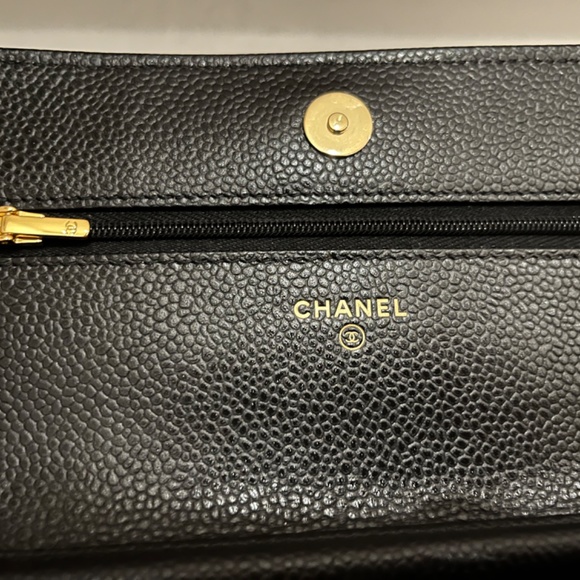 Chanel Classic Wallet On Chain (black caviar with gold hardware) // 2023 - Picture 9 of 10